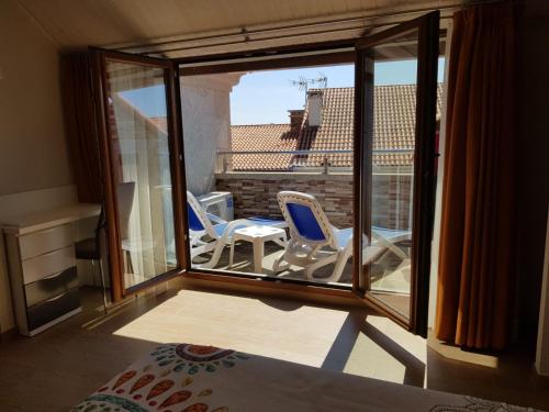Apartamentos Playa Compostela - image 6