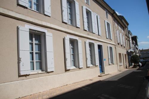 La Maison DUFFOUR chambres d'hôtes avec Petit Déjeuner chambre d'hôte Tonneins