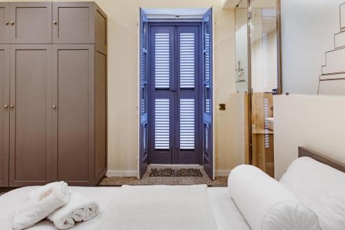 Independence Boutique Apartments - image 8