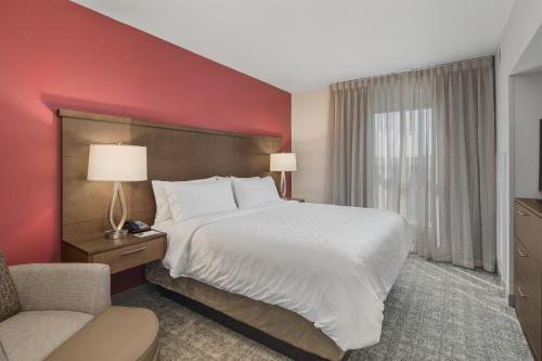 2 bedrooms, 4 beds