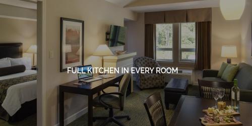 One-Bedroom Queen Suite