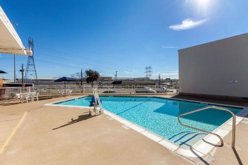 บริการและสิ่งอำนวยความสะดวก, Motel 6 Fort Worth, TX - Stockyards in ฟอร์ตเวิร์ธ (TX)