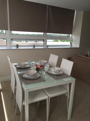 บริการและสิ่งอำนวยความสะดวก, Portfolio Apartments - Stevenage Luxury Apartment in สตีเวนเนจ