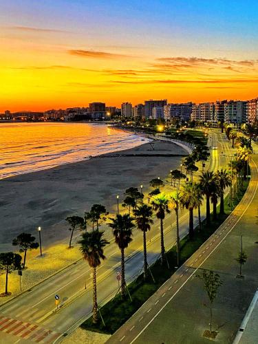 ชายหาด, Marina Premium Hotel & Apartments in วลอรา