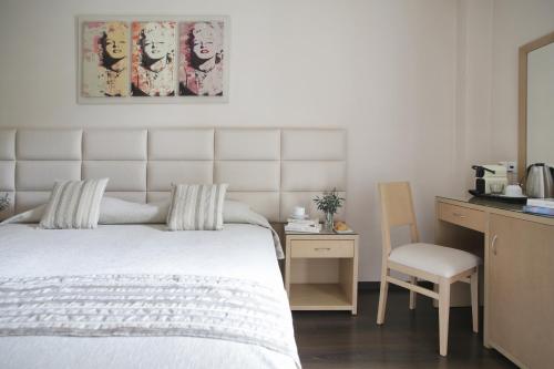 Palmyra Beach Hotel, Atene (foto 6)