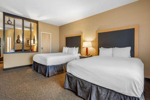 Cambria Hotel Akron - Canton Airport