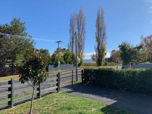 Mahuta Maison - Lake Taupo Holiday Home