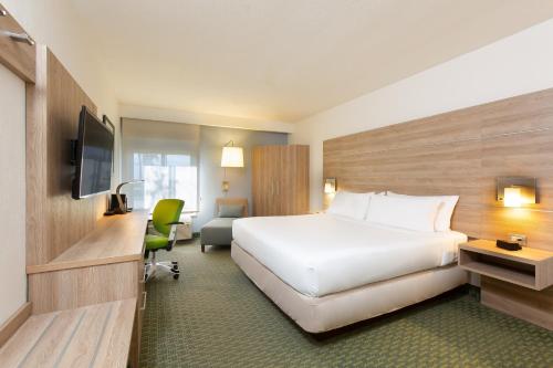 Holiday Inn Express San Jose Airport, an IHG Hotel