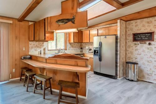 Redwood Coast River House - image 3