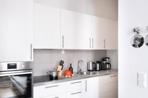 SC 05 by ROCKCHAIR Apartments l SUPERHOST Status l 2 Bedrooms Boxspringbeds Balcony Elevator - Cozy Family & Business Flair welcomes you!, Берлин (фото 3)