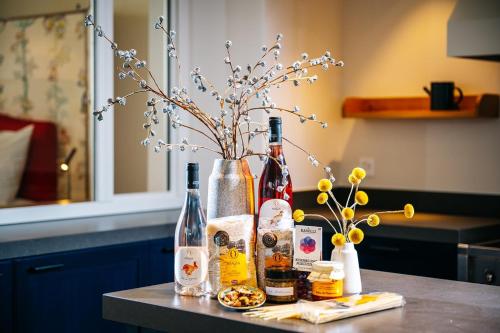 Luxury Residences by Widder Hotel - image 3