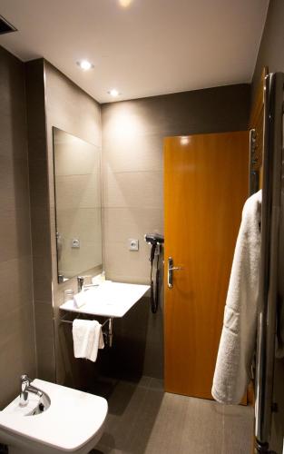 Hotel Sercotel Jauregui First Class - image 11