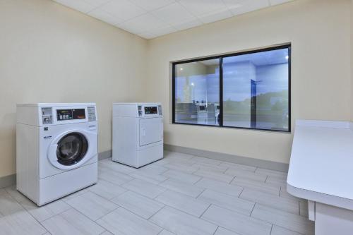 Holiday Inn Express & Suites - Painesville - Concord, an IHG Hotel in Painesville, USA