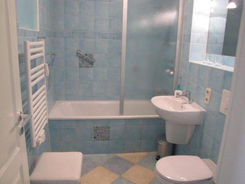 Two-Bedroom Apartment 259