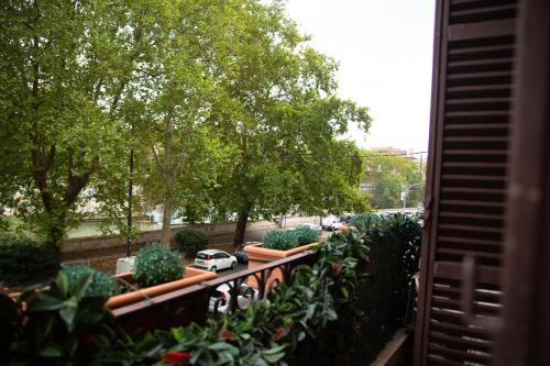 Luxury on the River - image 13