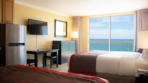 Ramada Plaza by Wyndham Marco Polo Beach Resort - image 7