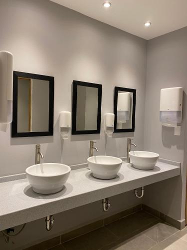 izZzleep WTC Mexico (world trade center Mexico)