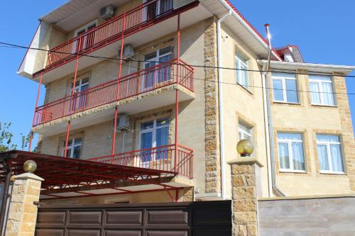 Guest House "Shafran"