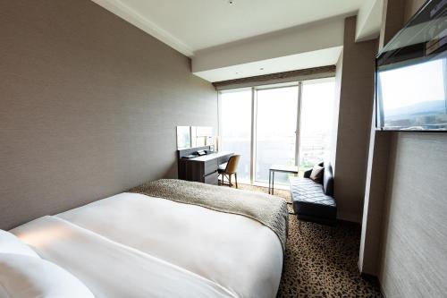 Moderate Double Room image 4