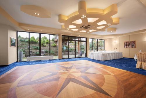 Hotel Restauracja Faleza - image 13