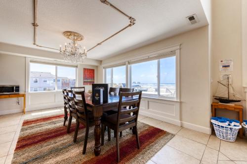 Rockaway Beach Villa