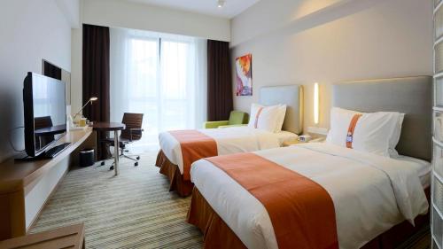 Holiday Inn Express Shanghai Gongkang, an IHG Hotel