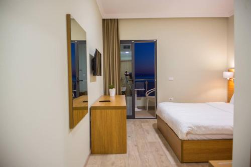 Hotel Jaroal - image 2
