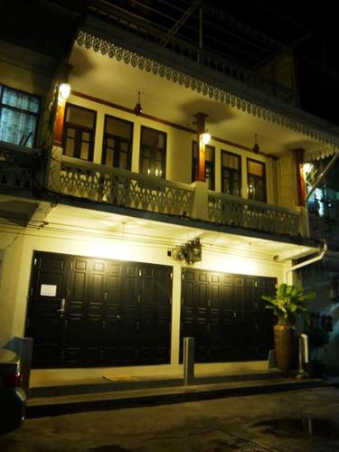 The Royal ThaTien Village, Bangkok (photo 8)