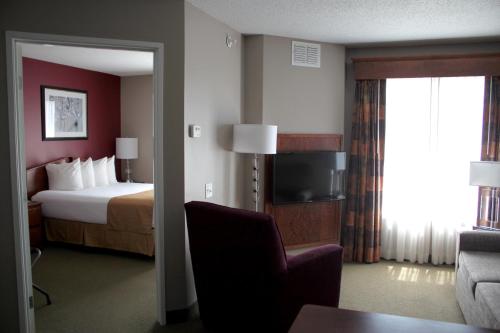 GrandStay Hotel & Suites Ames