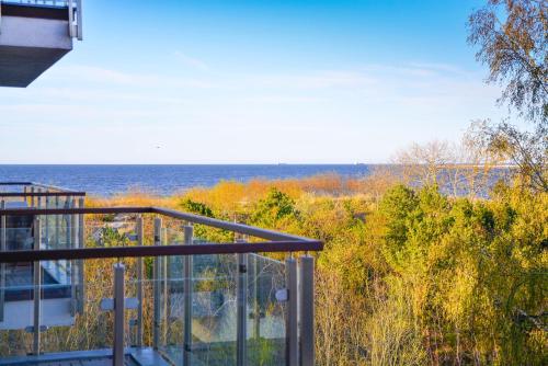 One-Bedroom Apartment with Free Parking Place and Sea View room in Apartamenty Na Wyspie - Baltic Park - Apartamenty z sypialnią i parkingiem - ul Uzdrowiskowa 24-34