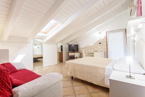 Hotel Flora - main image