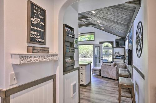 Floating Home on Columbia River with Provided Kayaks, Vancouver (Foto 10)