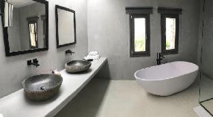 Ostraco Suites - image 5