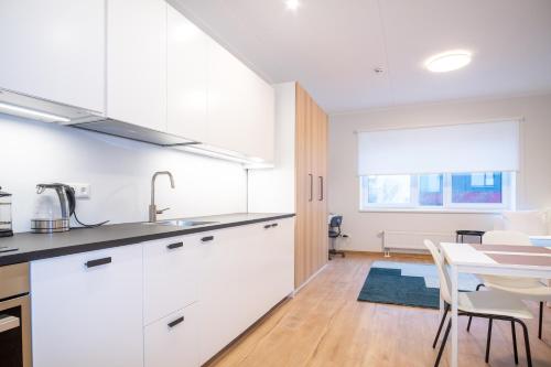 Kitchen, Spacious Mustamae Apartments - Free parking in Mustamae