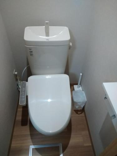 1F 101 Standard Apartment image 10