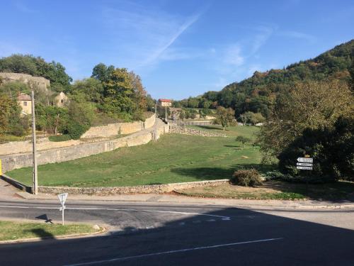 Gîte Porte de Quirieu gîte à louer Panossas