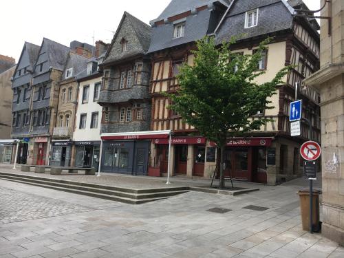 สภาพแวดล้อมโดยรอบ, La Miellerie in ลันนิยง