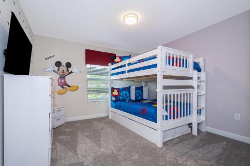 (AA460) Champions Gate Home 4/3 Private Pool & Free Waterpark - image 7