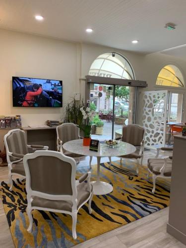 Hotel Biney - image 4