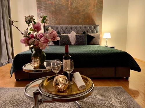 2 bedrooms, 4 beds