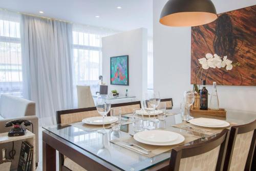 Loft Design, Amplo, Modern com Ar Condicionado em Alto de Pinheiros in Alto de Pinheiros