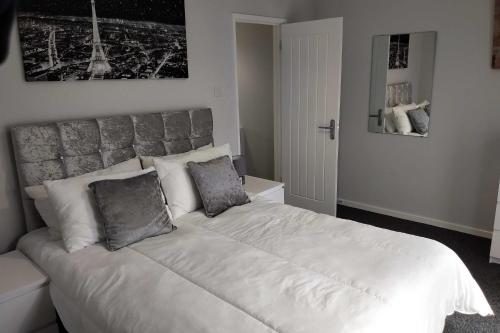 14 Egeria, Belfast, County Antrim