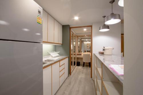 더 레지던스 라테비 호텔 - 주방