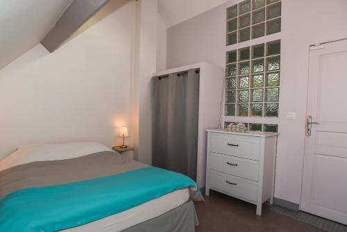 GITE LES ROCHES in Moigny-sur-Ecole
