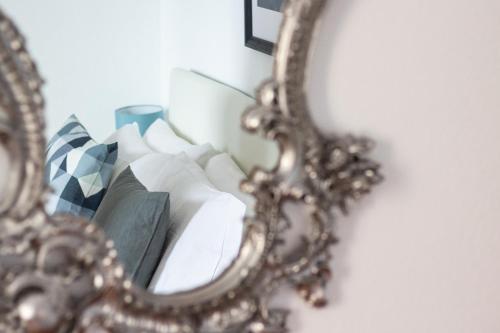 Bellavista Apartment - image 12