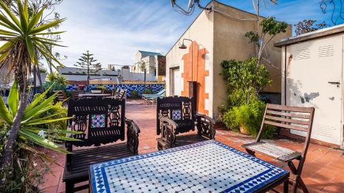 Apartamentos El Pintor - image 5