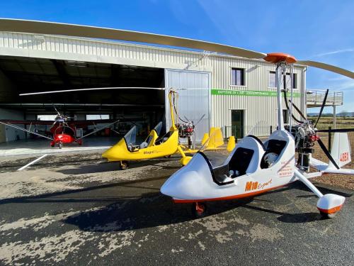 ทัศนียภาพภายนอกโรงแรม, Ecole de pilotage ULM LOZERE in ม็องด์