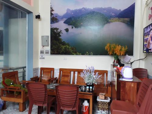 Lounge/area TV in comune, Nhà Nghỉ Sơn Lâm - Ba Bể lake Best view (Nha Nghi Son Lam - Ba Be lake Best view) in Ba Be