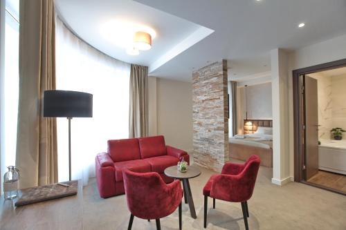 Royal Residence in Alvadžinica