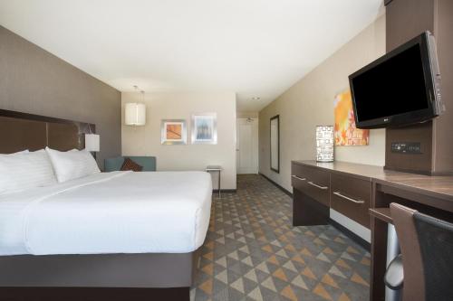 Holiday Inn Colorado Springs - Airport, an IHG Hotel